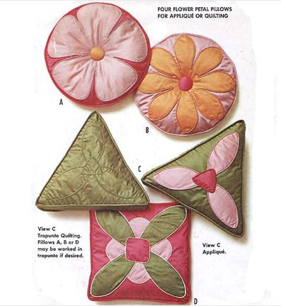 Little Bir Secrets: seven-petal crochet flower pattern
