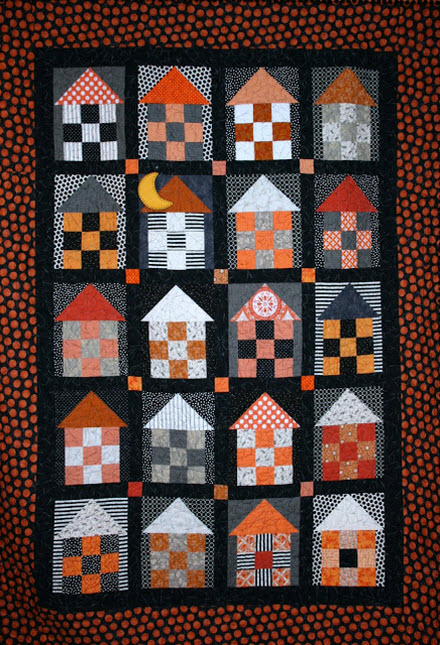 Simple Halloween quilt Little Bit Biased