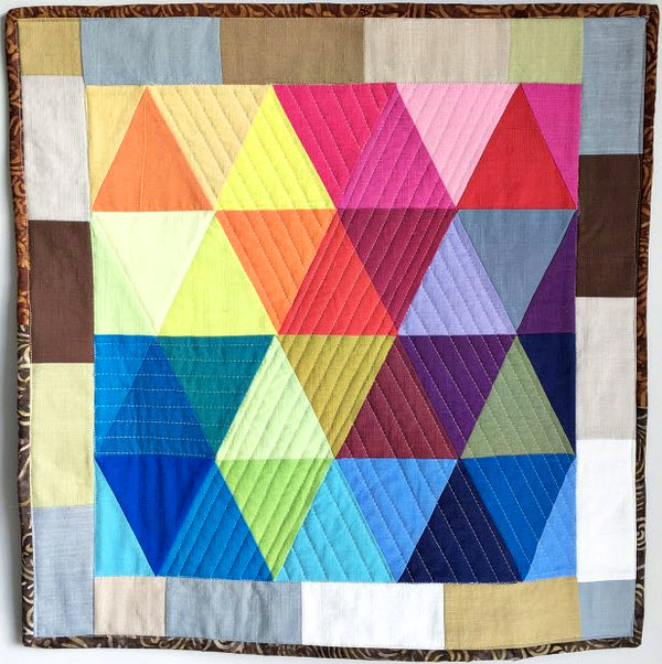 RainbowTrianglesMiniQuiltTutorial_CraftyMummy